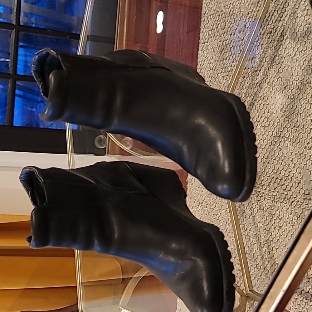 Sorel Wedge Leather Boots